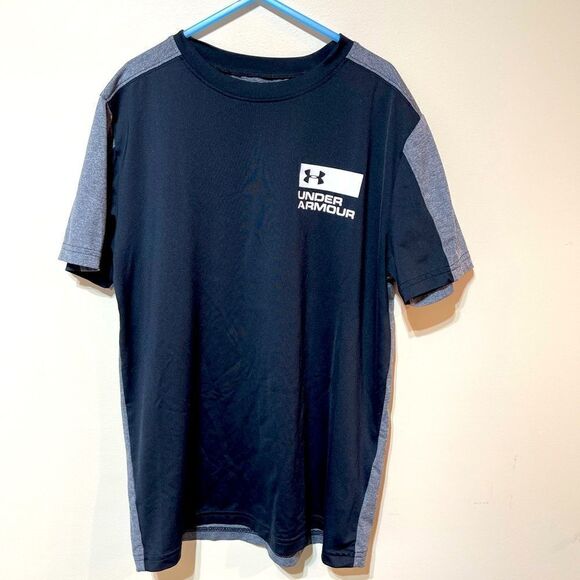 Boys Under Armour Top size Med Loose fit - Picture 1 of 5